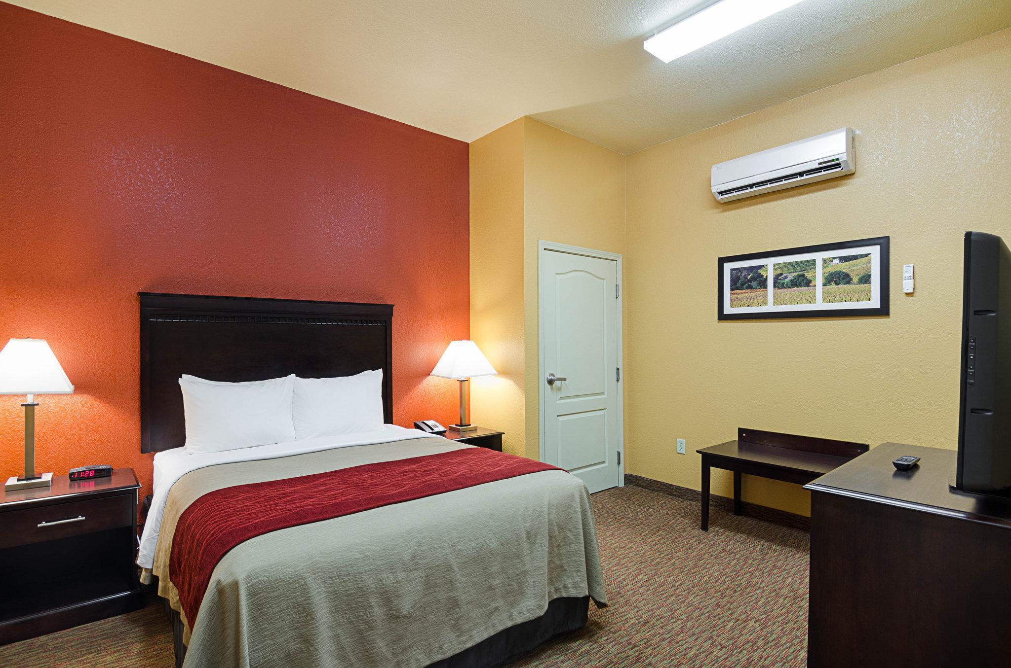 Comfort Inn & Suites Orange - Montpelier Zewnętrze zdjęcie