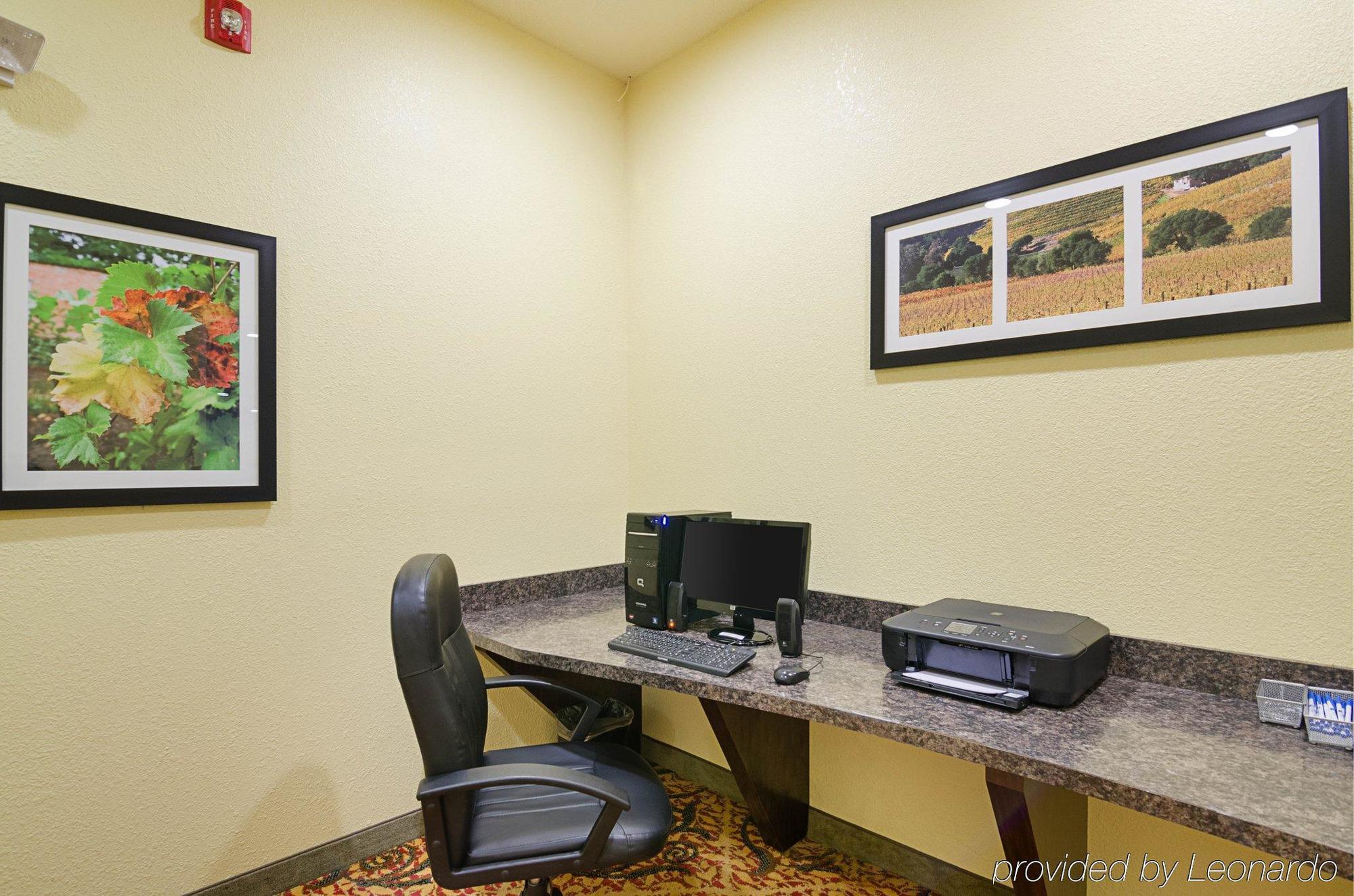 Comfort Inn & Suites Orange - Montpelier Zewnętrze zdjęcie